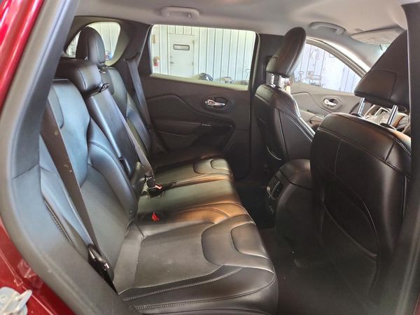 2019 JEEP CHEROKEE LATITUDE PLUS 4X4