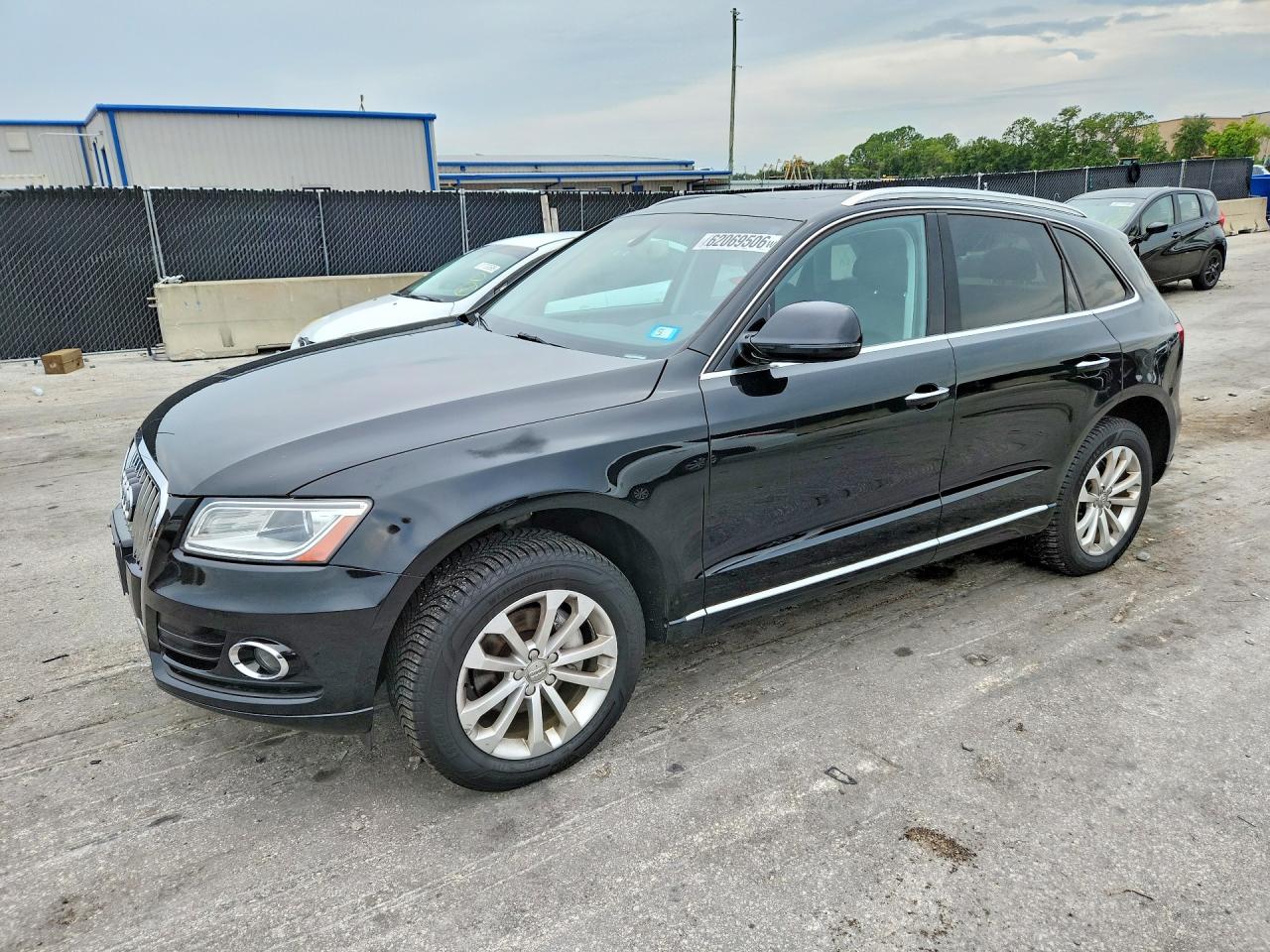 2016 AUDI Q5 quattro Premium Plus
