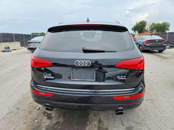 2016 AUDI Q5 quattro Premium Plus