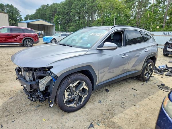 2022 HYUNDAI TUCSON