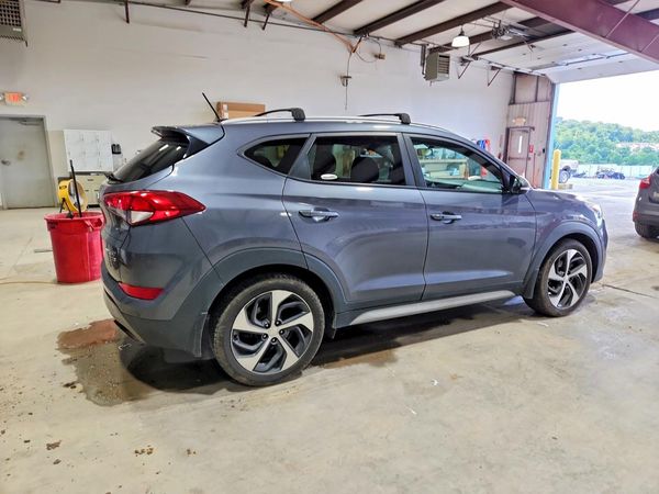 2017 HYUNDAI TUCSON