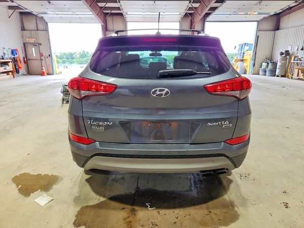 2017 HYUNDAI TUCSON
