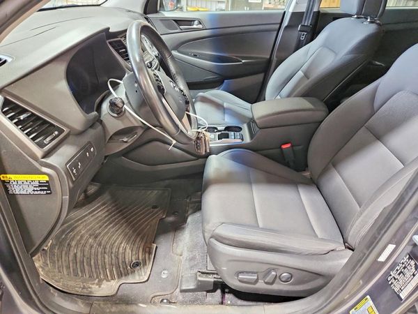 2017 HYUNDAI TUCSON