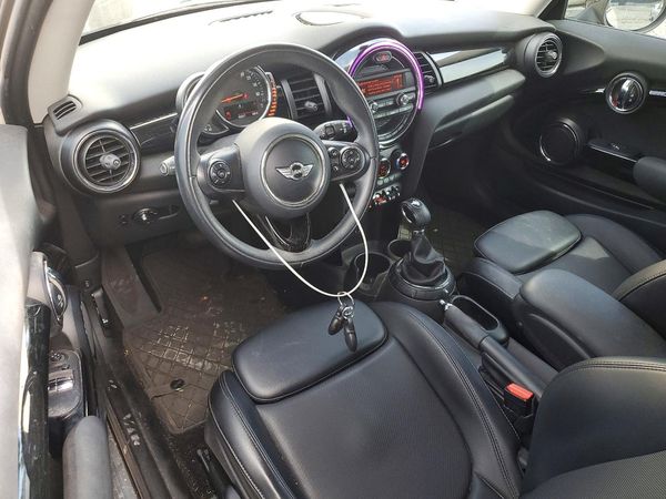2015 MINI COOPER