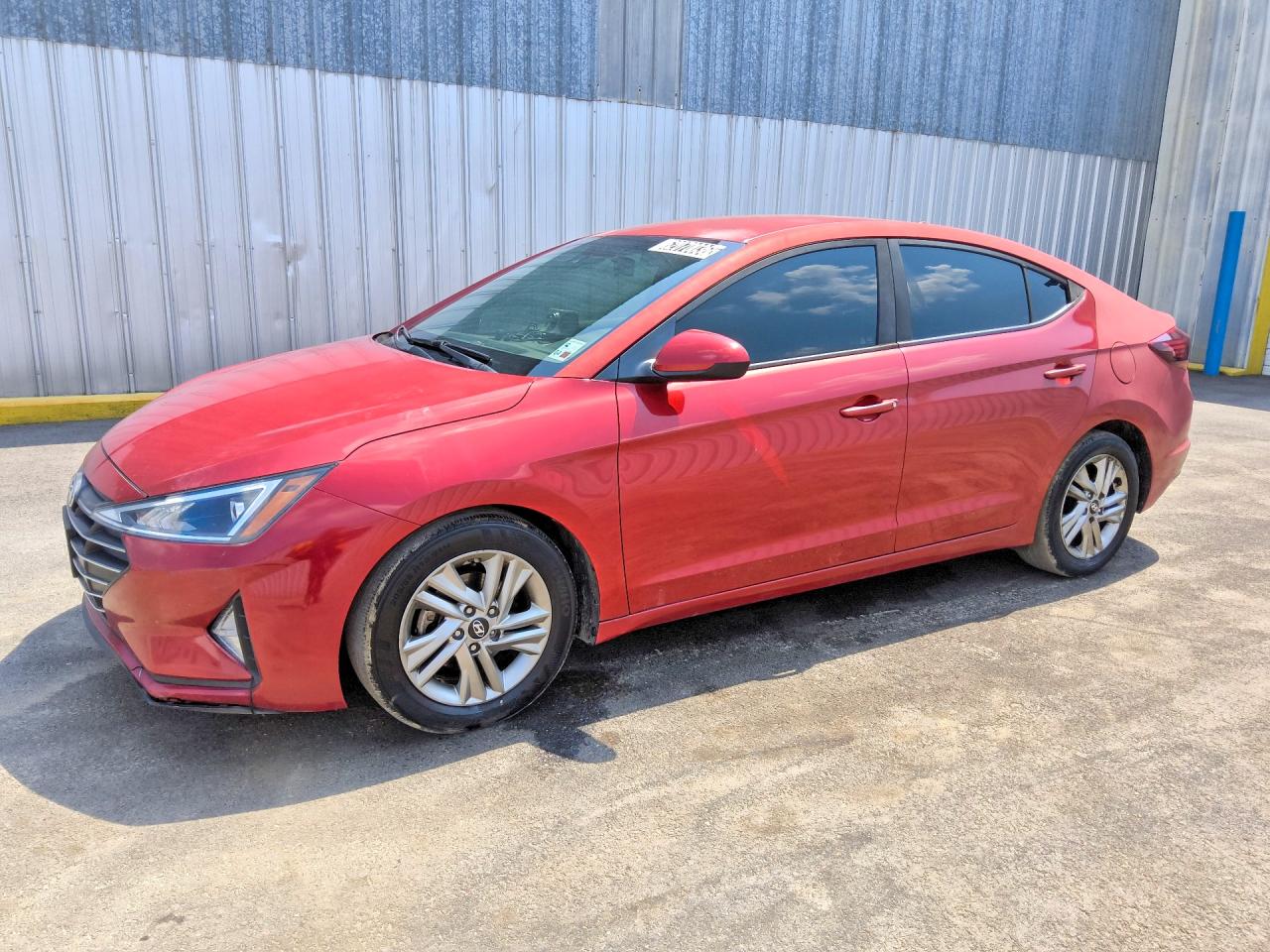 2019 HYUNDAI ELANTRA — Front 3/4