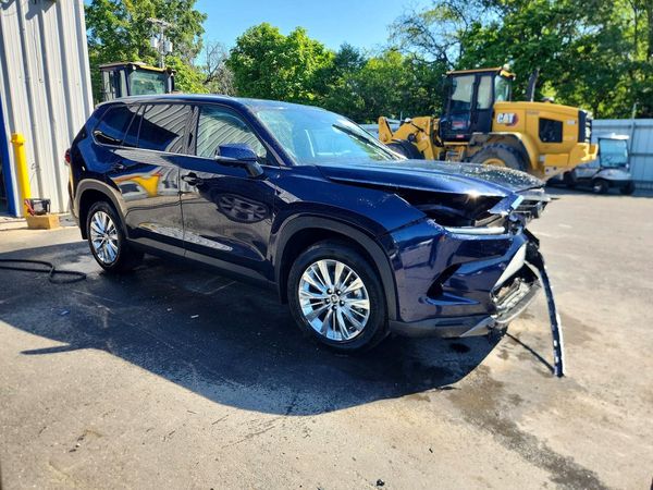 2026 TOYOTA GRAND HIGHLANDER