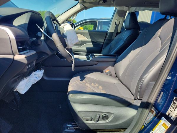 2026 TOYOTA GRAND HIGHLANDER