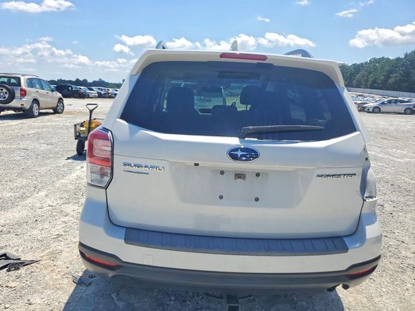 2018 SUBARU FORESTER Premium+ES