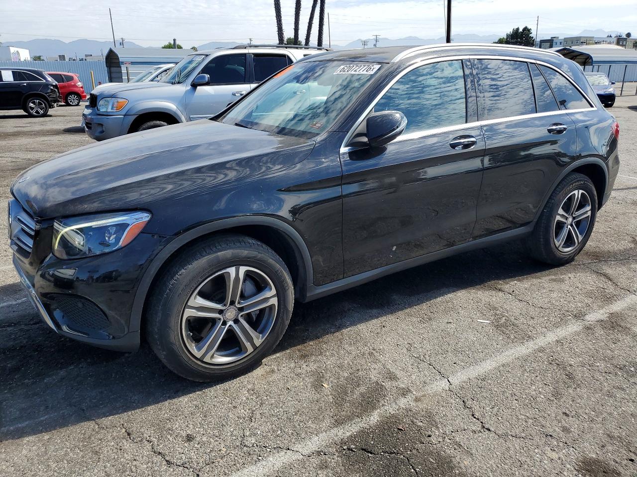 2017 MERCEDES-BENZ GLC