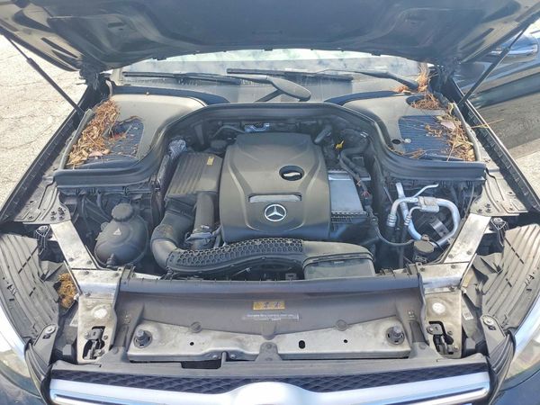 2017 MERCEDES-BENZ GLC
