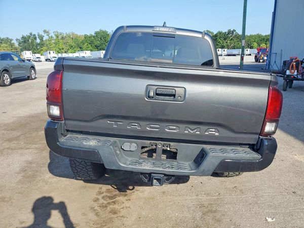 2020 TOYOTA TACOMA SR5