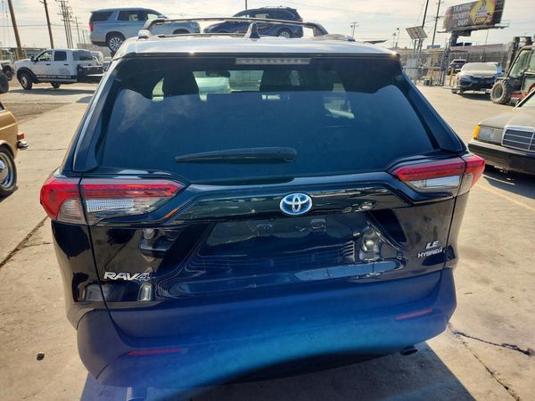 2024 TOYOTA RAV4 LE
