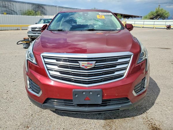 2017 CADILLAC XT5