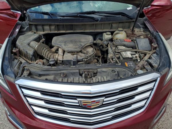 2017 CADILLAC XT5