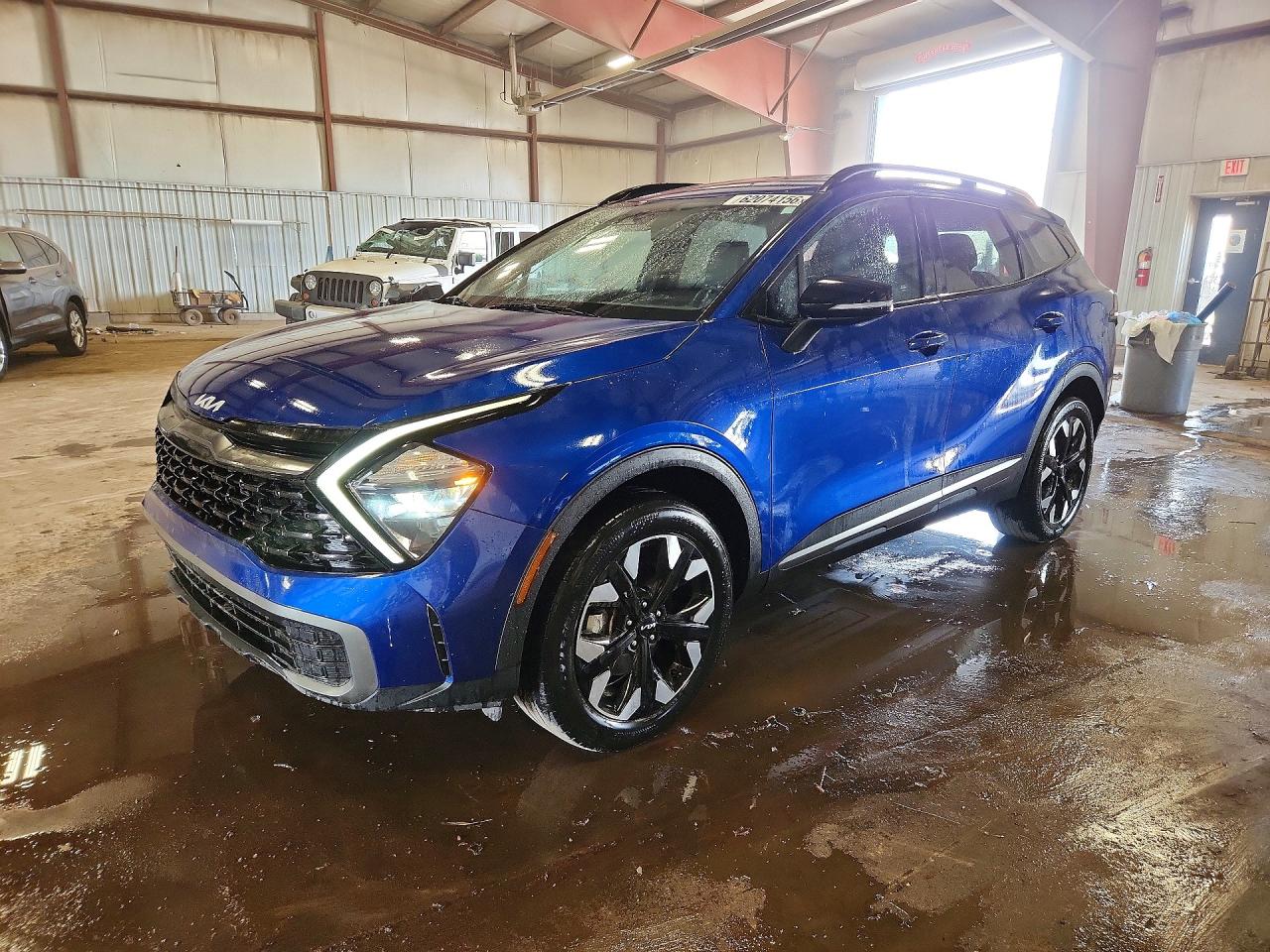 2023 KIA SPORTAGE X-LINE