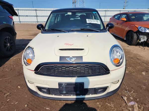 2013 MINI COOPER