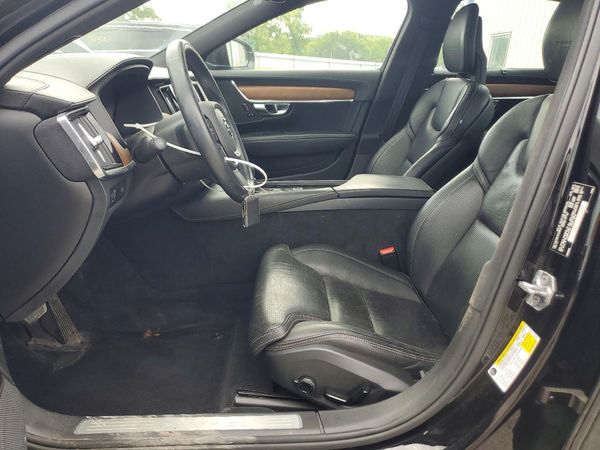 2017 VOLVO S90 Inscription