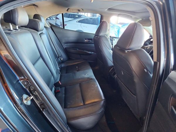 2016 ACURA TLX Base
