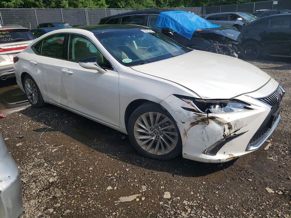 2019 LEXUS ES 350
