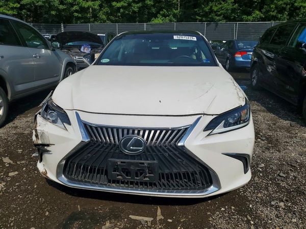 2019 LEXUS ES 350