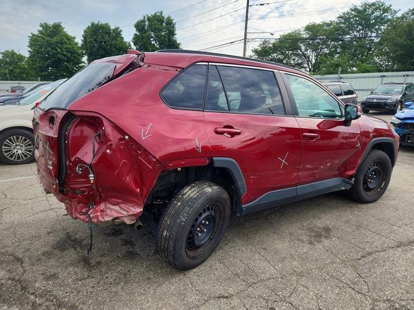 2021 TOYOTA RAV4 LE
