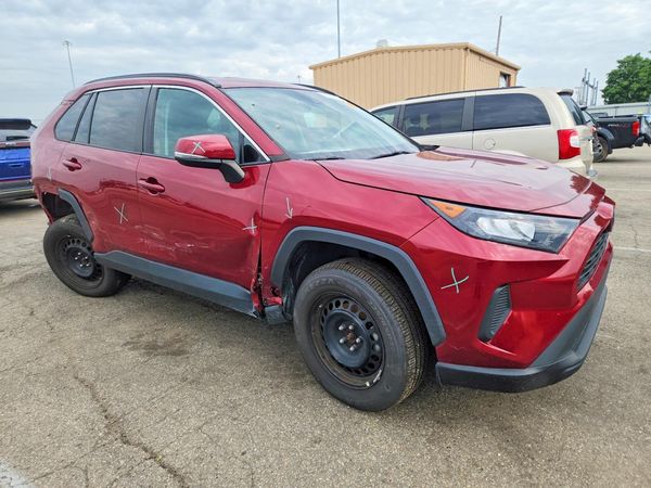 2021 TOYOTA RAV4 LE