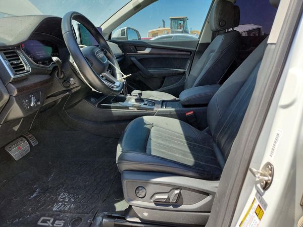 2021 AUDI Q5 quattro Premium Plus