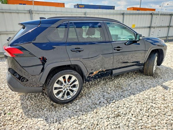 2022 TOYOTA RAV4 XLE Premium — PSRA