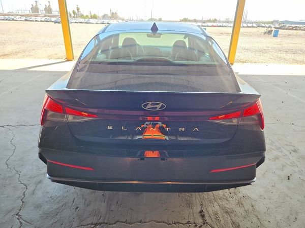 2026 HYUNDAI ELANTRA