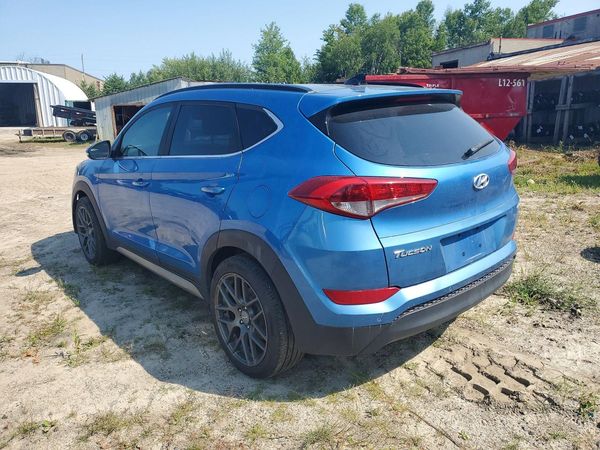 2017 HYUNDAI TUCSON