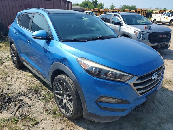 2017 HYUNDAI TUCSON