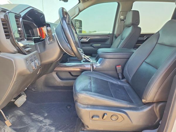 2024 CHEVROLET SILVERADO LTZ — DENT