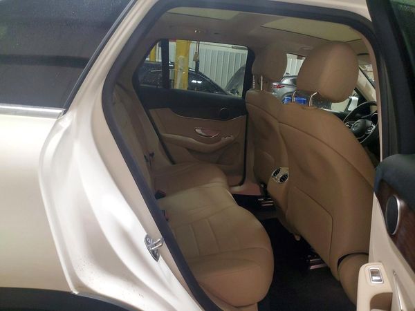 2020 MERCEDES-BENZ GLC GLC300-4M