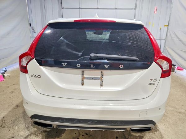 2016 VOLVO V60 CROSS COUNTRY SV33 Premier
