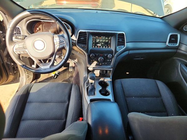 2019 JEEP GRAND CHEROKEE LAREDO 4X4