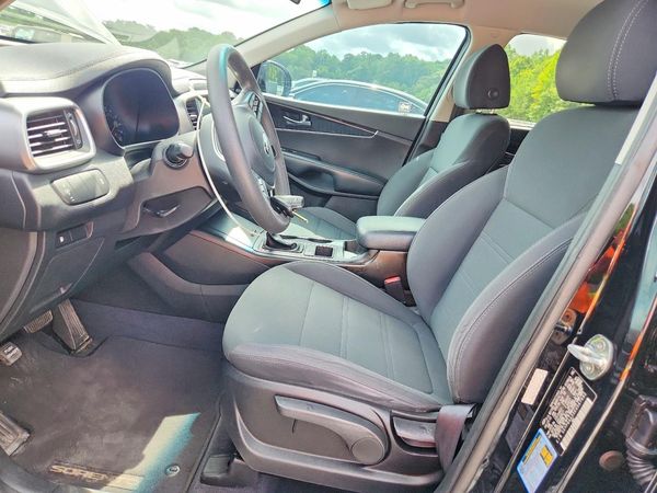 2019 KIA SORENTO L, LX, S
