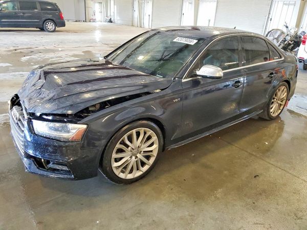 2013 AUDI S4 quattro Premium Plus