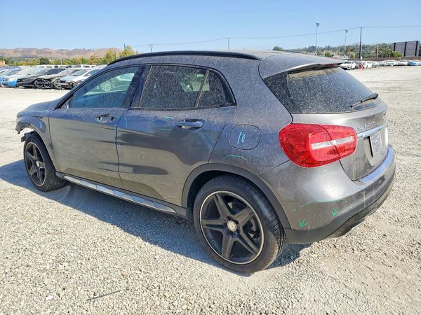 2017 MERCEDES-BENZ GLA GLA250