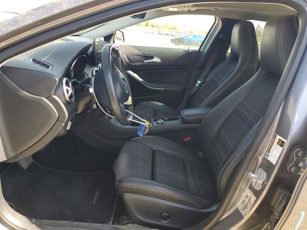 2017 MERCEDES-BENZ GLA GLA250