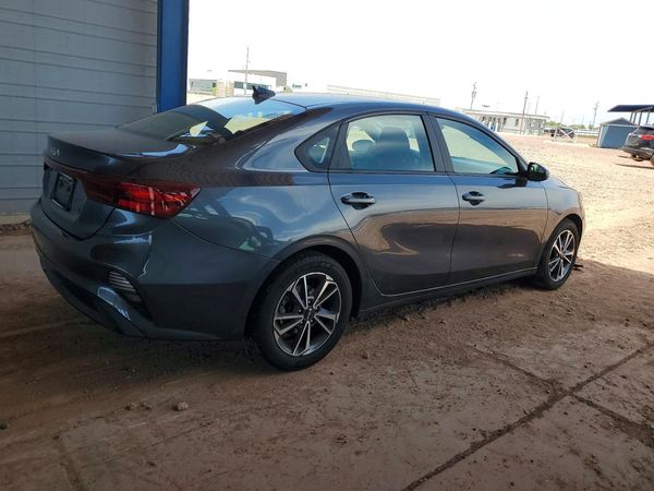 2022 KIA FORTE FE, LXS