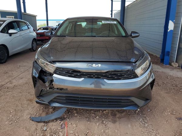 2022 KIA FORTE FE, LXS