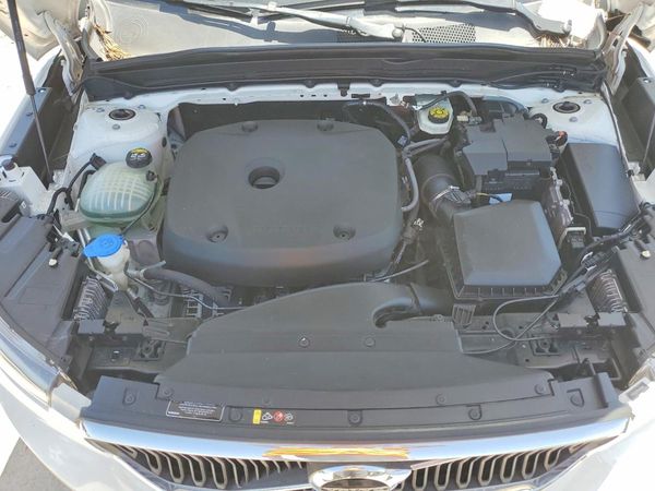 2019 VOLVO XC40