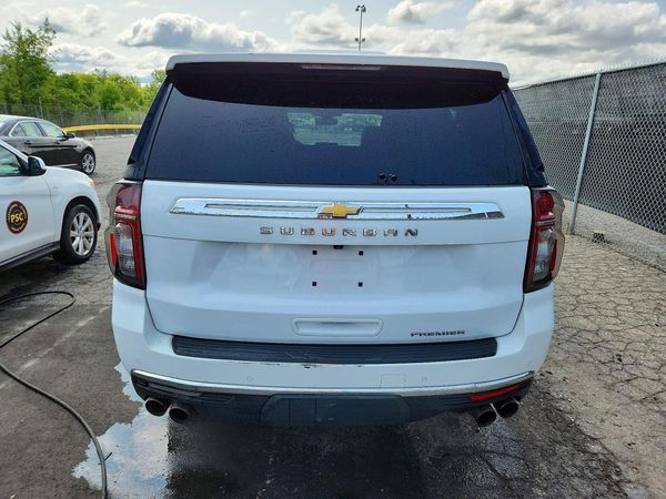 2022 CHEVROLET SUBURBAN Premier — DIRR