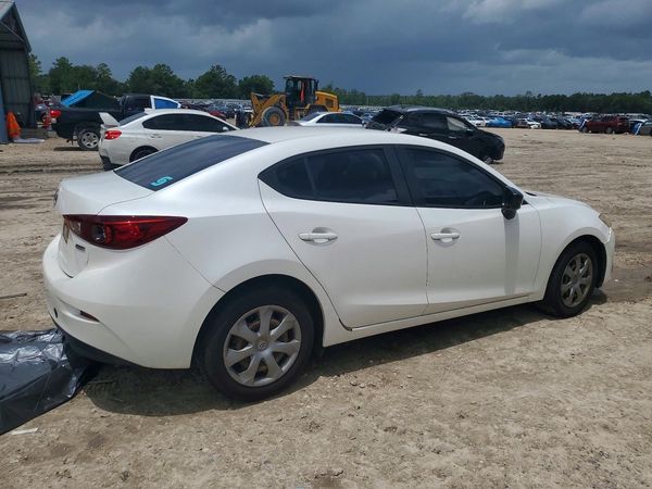 2015 MAZDA 3