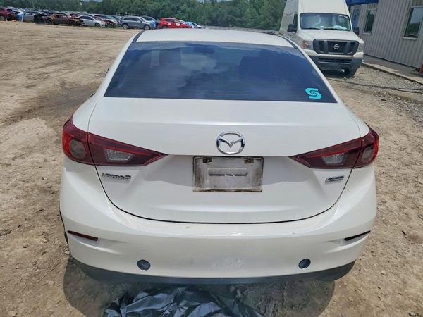 2015 MAZDA 3