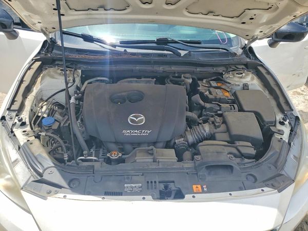 2015 MAZDA 3