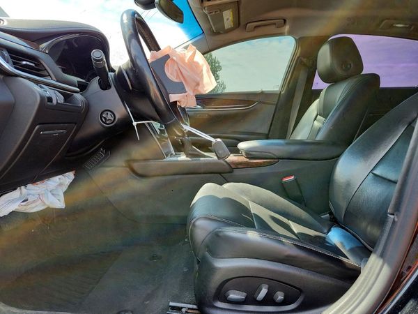 2016 CADILLAC XTS Luxury