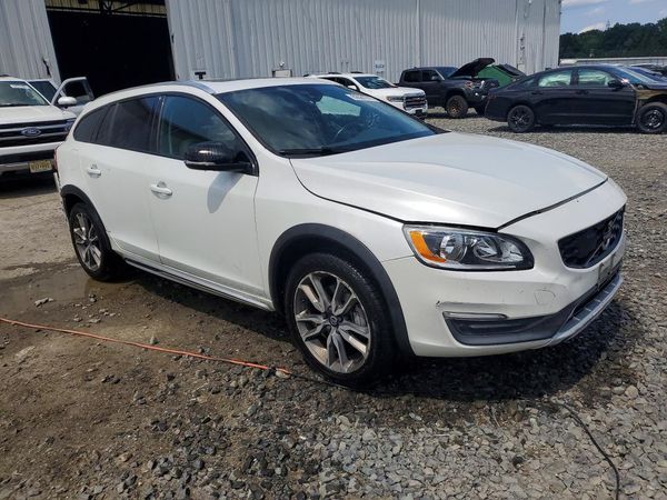 2016 VOLVO V60 CROSS COUNTRY SV33 Premier