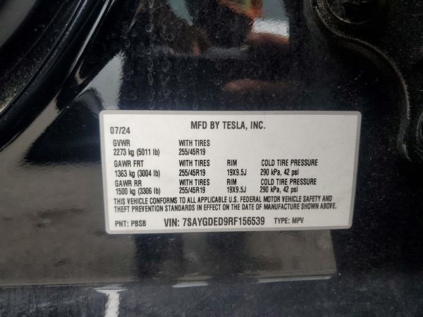 2024 TESLA MODEL Y
