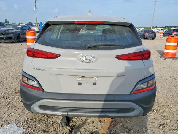 2023 HYUNDAI KONA SE